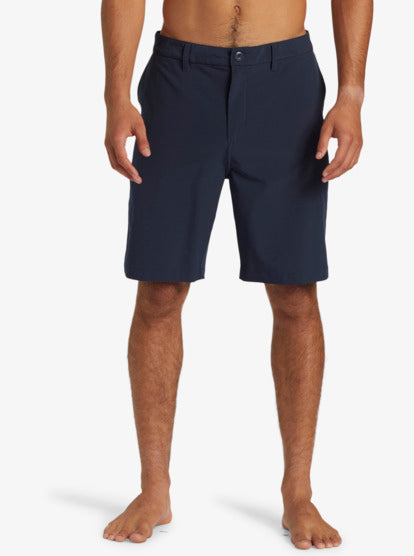 Qs Young Mens Shorts Union Amph 20 Short