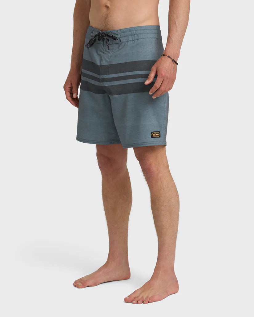 Qs Mens Apparel Surfsilk Street Trunk 18