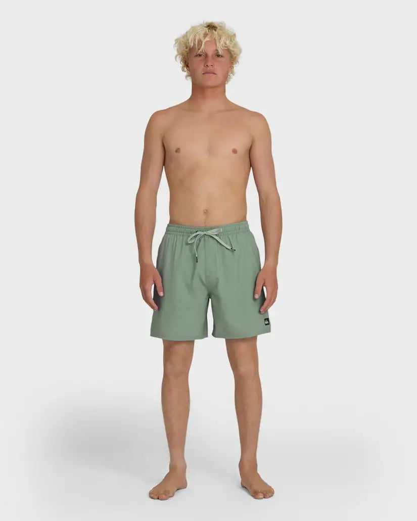 Qs Mens Apparel Everyday Solid Volley 17