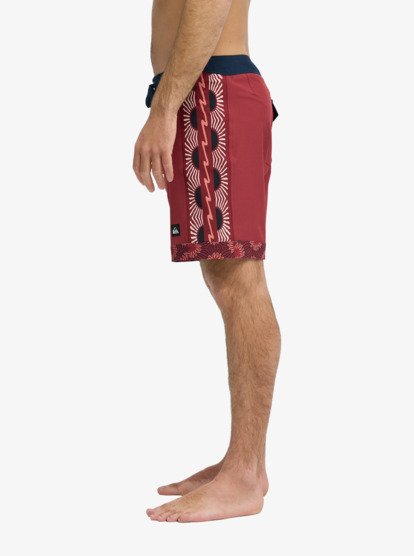 Qs Young Mens Apparel Surfsilk Nomad 18